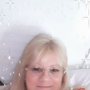 Meet your Posher, Carrol